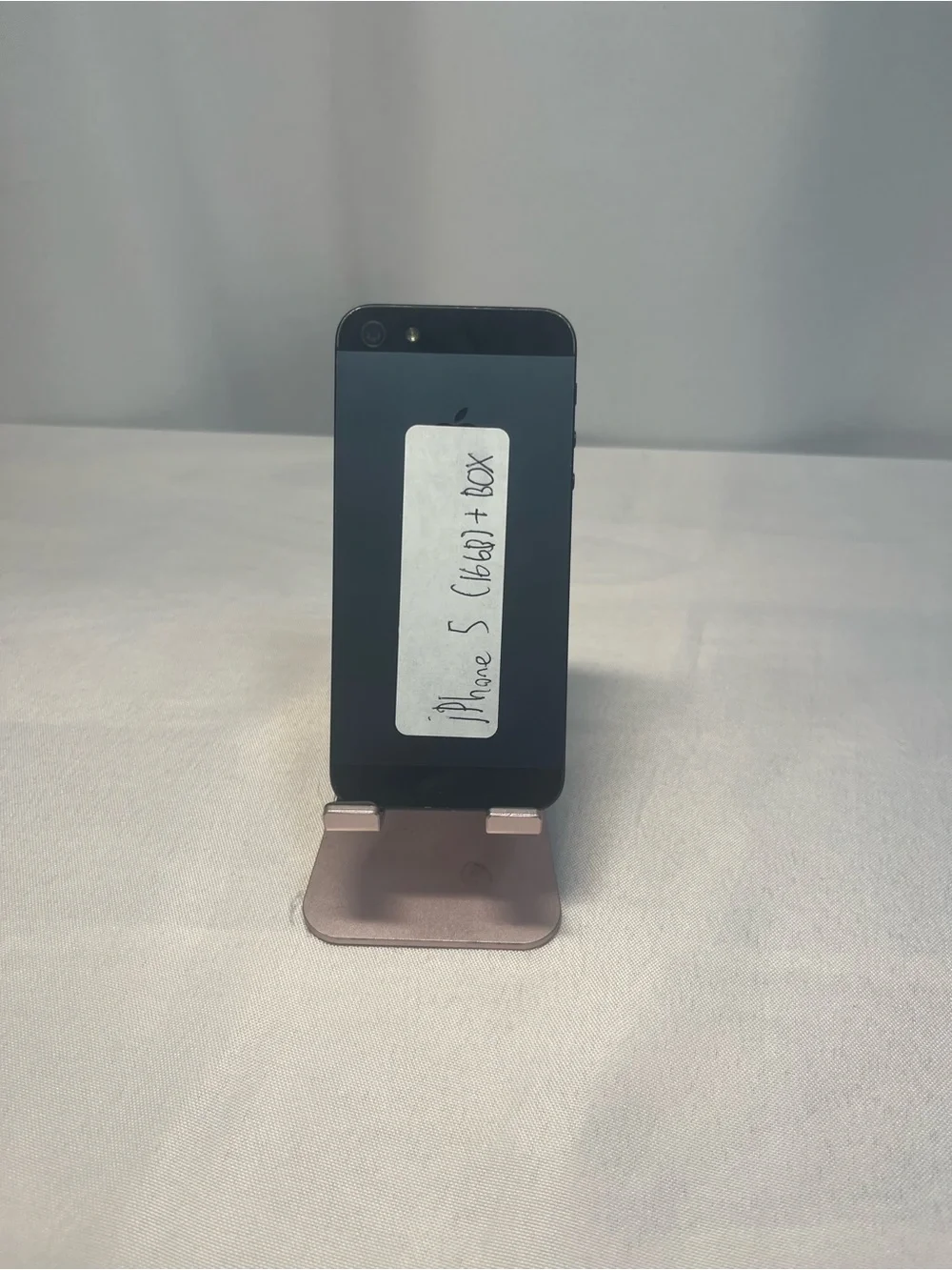 Apple iPhone 5 16GB Black/Slate A1429 w/ Original Box - Excellent Condition